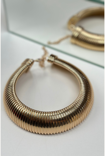 Statement Gold Necklace Rent B