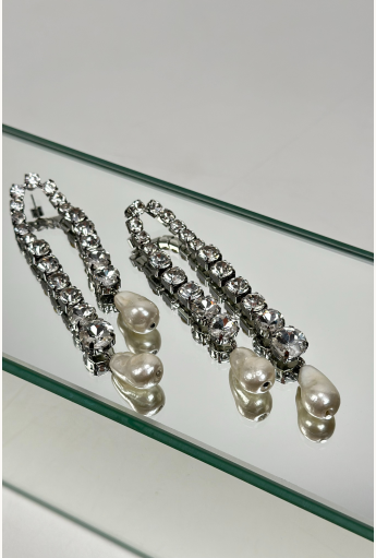 Silver Pearl Earring Rent B